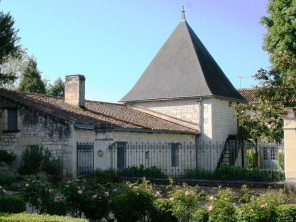 Chateau Suites in France, Centre-Val de Loire, Bournand
